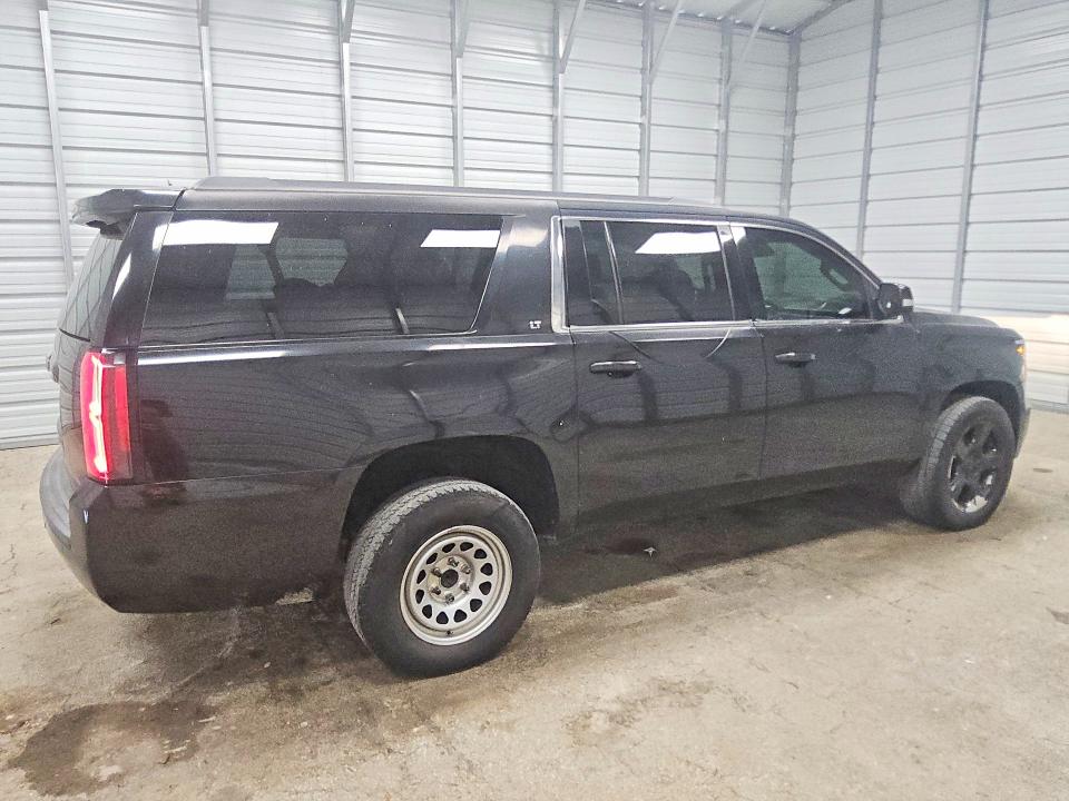 Снимка 3 от търг – 2016 CHEVROLET SUBURBAN с VIN 1GNSCHKC0GR111778
