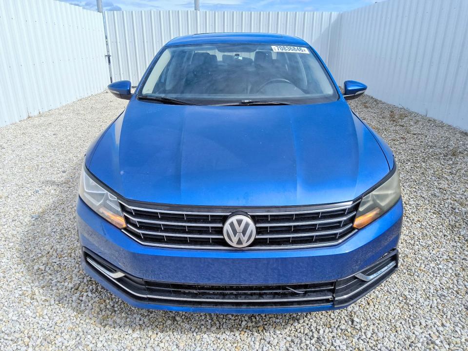 Photo 5 from auction – 2017 VOLKSWAGEN PASSAT with VIN 1VWBT7A37HC075299