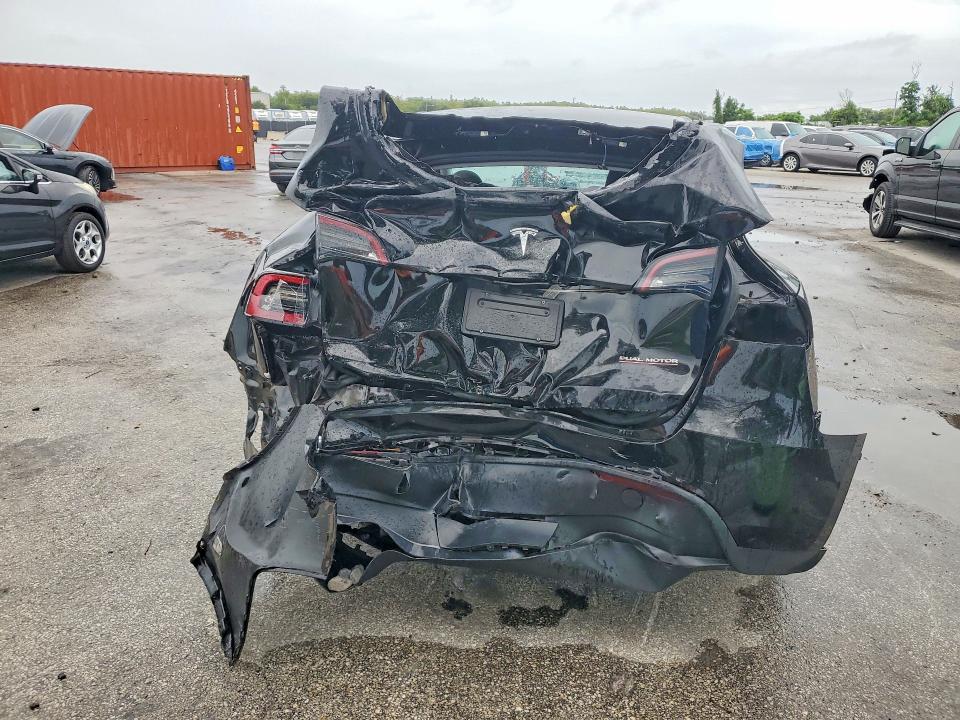 Фото 6 с аукциона – 2023 TESLA MODEL Y с VIN 7SAYGDEF5PF879254
