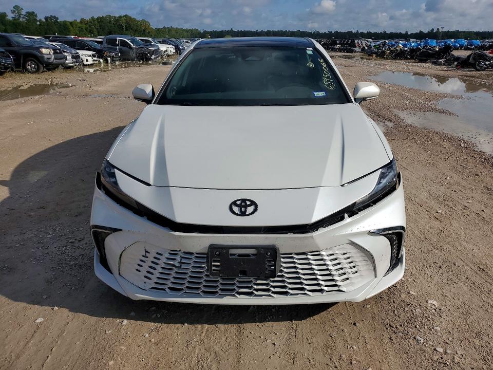 Photo 5 from auction – 2025 TOYOTA CAMRY with VIN 4T1DAACK5SU098208