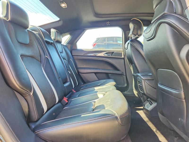Foto 10 de la subasta – 2017 LINCOLN MKZ con VIN 3LN6L5FC3HR612958