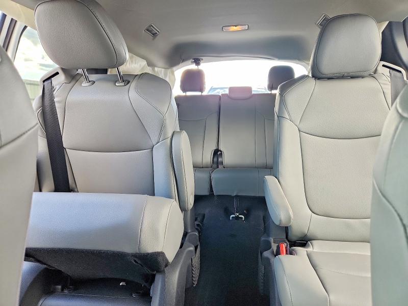 Снимка 10 от търг – 2026 TOYOTA SIENNA с VIN 5TDYSKFC5TS241371