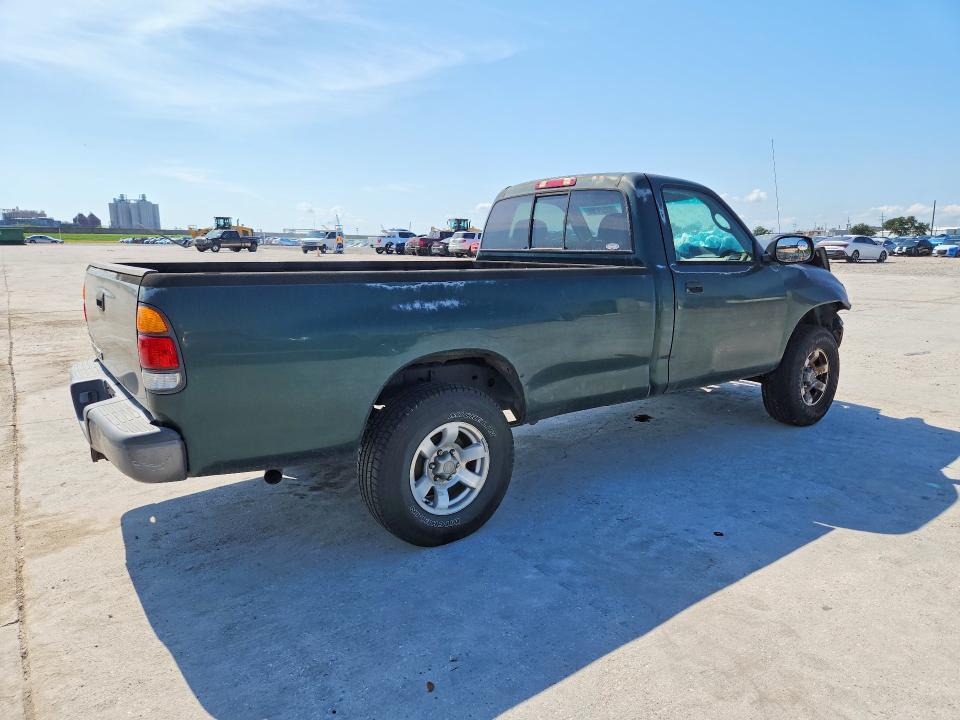 Photo 3 from auction – 2001 TOYOTA TUNDRA with VIN 5TBJN32131S187271