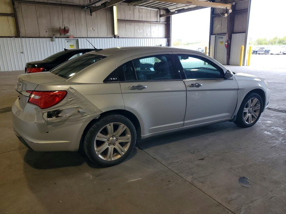 Zdjęcie 3 z aukcji – 2012 CHRYSLER 200 z VIN 1C3CCBBB8CN298940