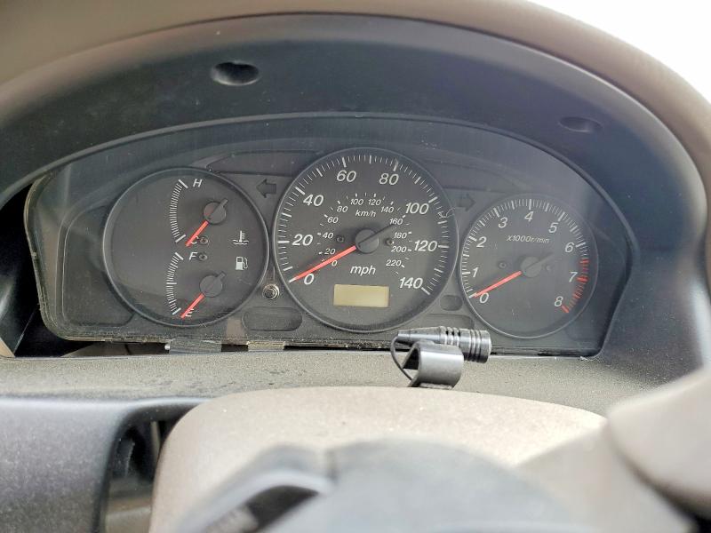 Photo 9 from auction – 2002 MAZDA PROTEGE with VIN JM1BJ225020582145