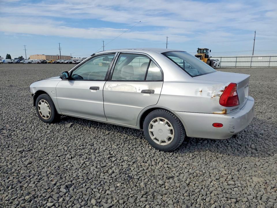 Photo 2 from auction – 2000 MITSUBISHI MIRAGE with VIN JA3AY26CXYU055326