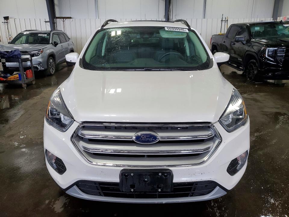 Photo 5 from auction – 2019 FORD ESCAPE with VIN 1FMCU9HD3KUB28074