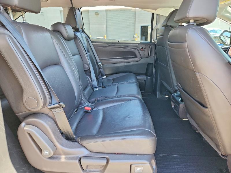 صورة رقم 11 من المزاد - 2018 HONDA ODYSSEY مع VIN 5FNRL6H91JB033418