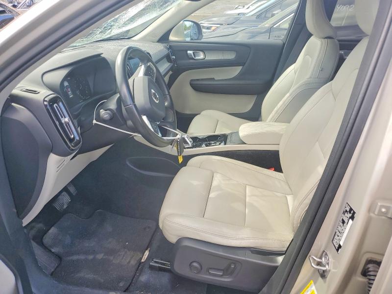 Photo 7 from auction – 2019 VOLVO XC40 with VIN YV4162UL8K2074676