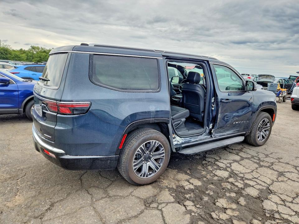 Снимка 3 от търг – 2024 JEEP WAGONEER с VIN 1C4SJVBP1RS127337