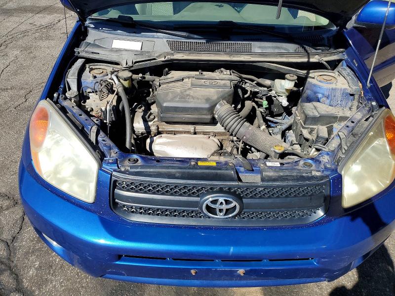 Photo 11 from auction – 2005 TOYOTA RAV4 with VIN JTEHD20V556042419