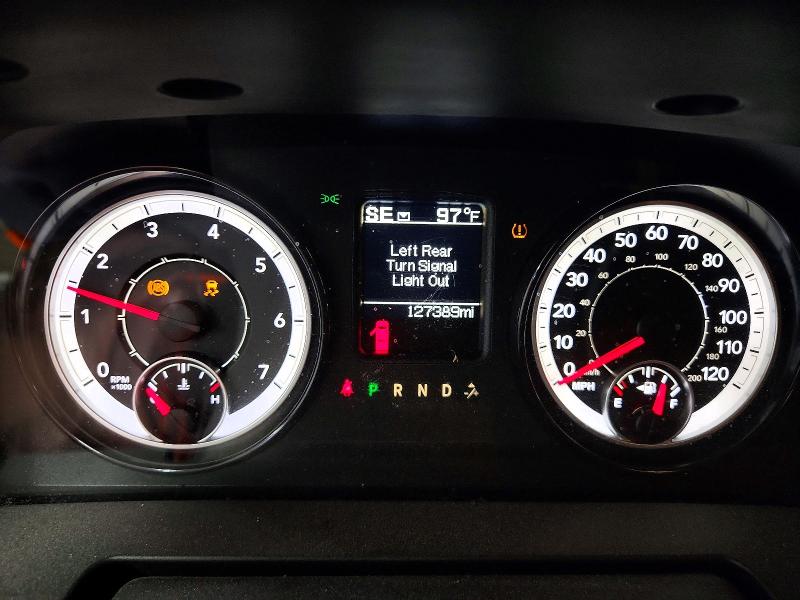 Photo 9 from auction – 2018 RAM 1500 with VIN 1C6RR7FG0JS277822