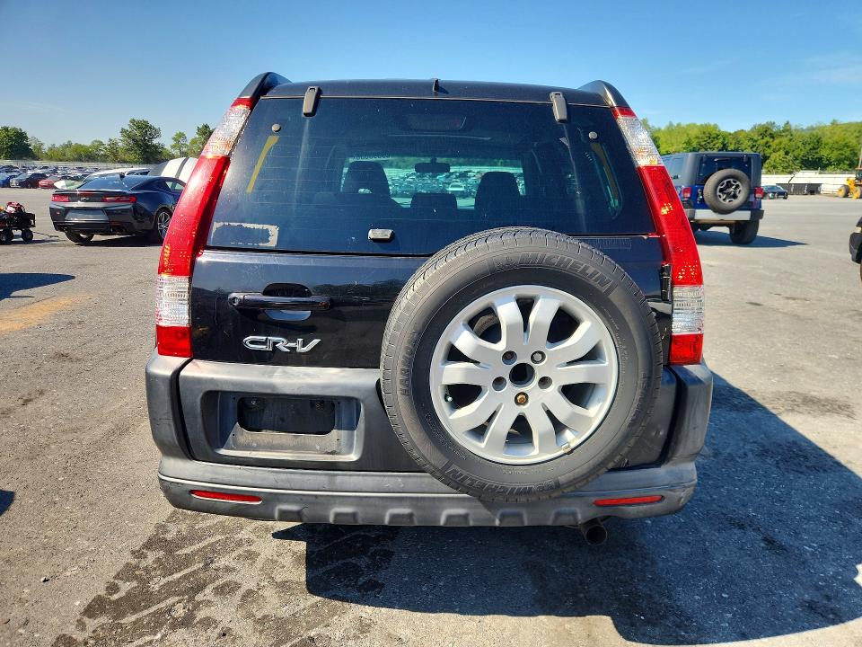 Photo 6 from auction – 2005 HONDA CR-V with VIN SHSRD78855U304392