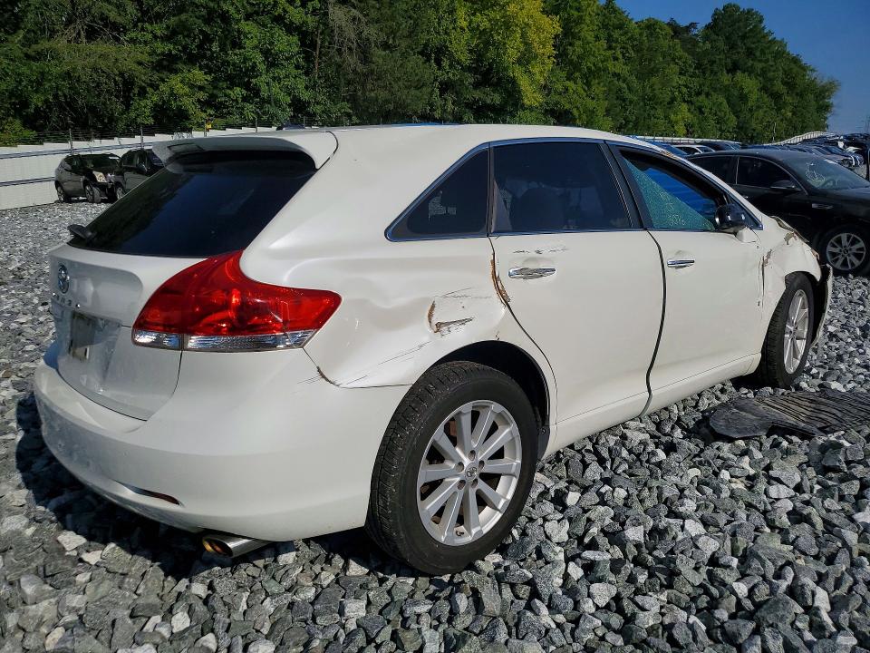 Photo 3 from auction – 2010 TOYOTA VENZA with VIN 4T3ZA3BB7AU033076