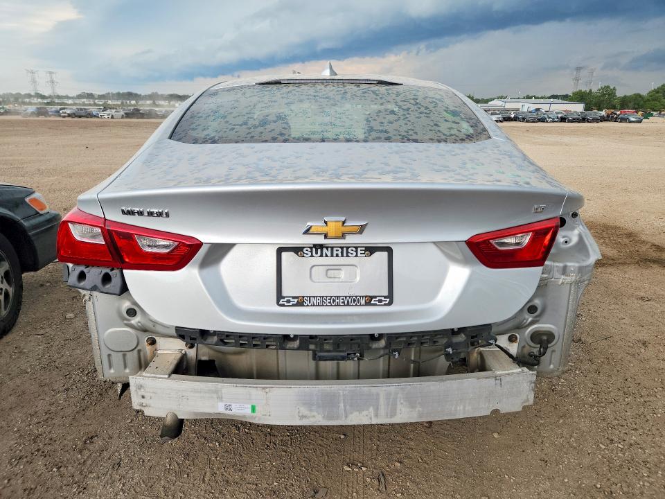 Photo 6 from auction – 2018 CHEVROLET MALIBU with VIN 1G1ZD5ST7JF292463