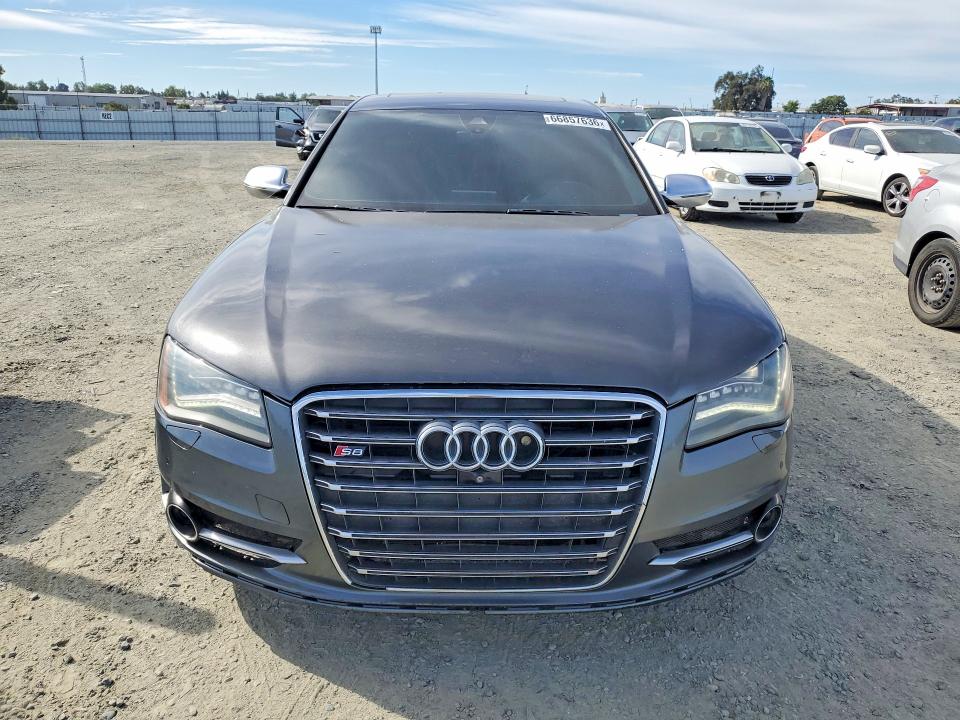 Photo 5 from auction – 2013 AUDI S8 with VIN WAUD2AFD3DN015495