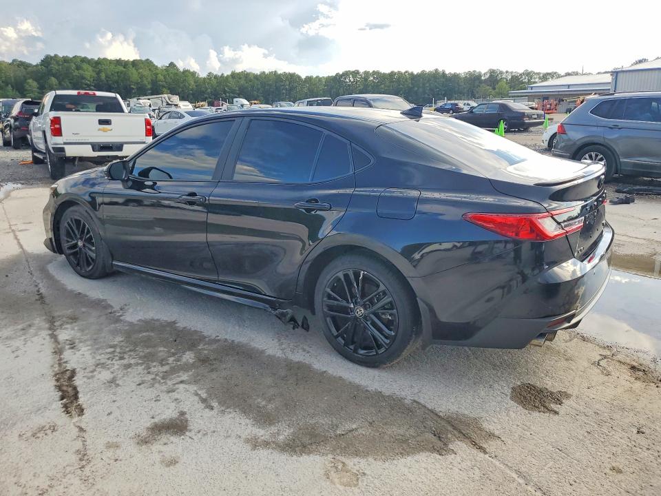 Zdjęcie 2 z aukcji – 2025 TOYOTA CAMRY z VIN 4T1DAACK8SU012079