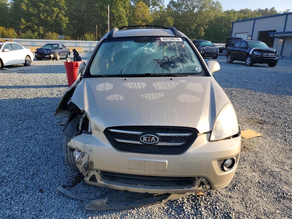 Photo 5 from auction – 2008 KIA RONDO with VIN KNAFG526X87129299