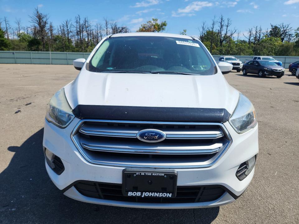 Photo 5 from auction – 2017 FORD ESCAPE with VIN 1FMCU9GD2HUA21236