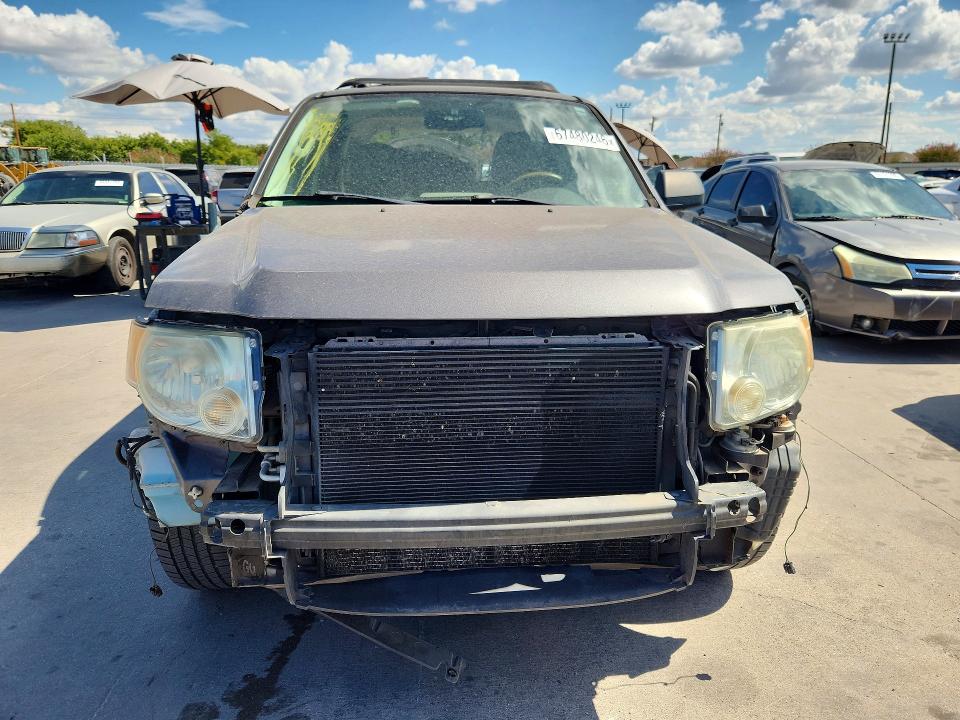 Photo 5 from auction – 2010 FORD ESCAPE with VIN 1FMCU0D73AKC88851