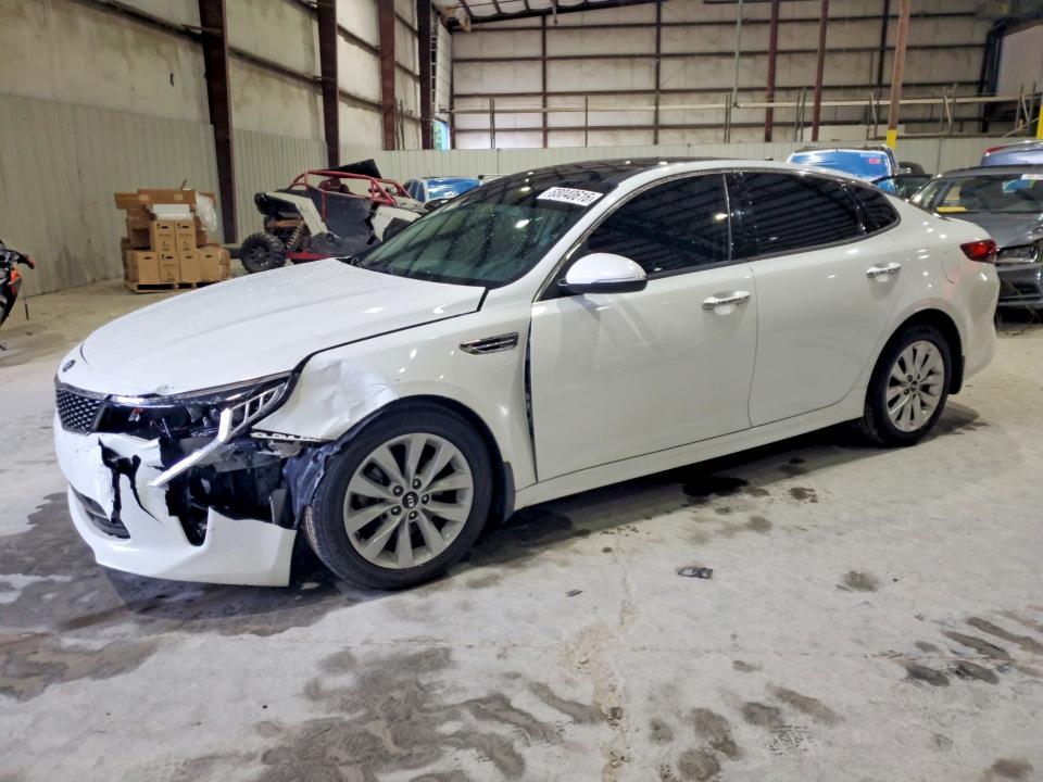 KIA OPTIMA 2018 with VIN 5XXGT4L31JG242153 - Photo from auction