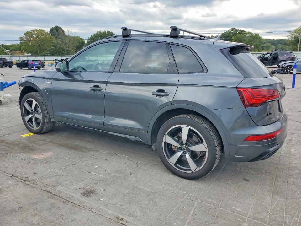 Photo 2 from auction – 2022 AUDI Q5 with VIN WA1EAAFYXN2090284