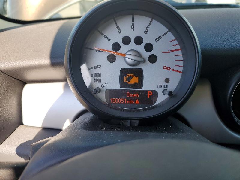 Zdjęcie 9 z aukcji – 2011 MINI COOPER z VIN WMWSU3C5XBT092562