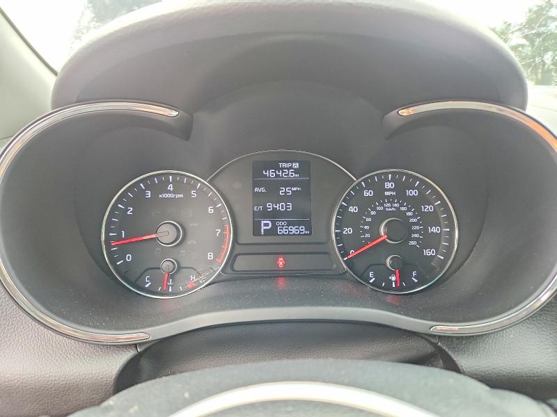 Foto 9 de la subasta – 2016 KIA FORTE con VIN KNAFK4A69G5615204