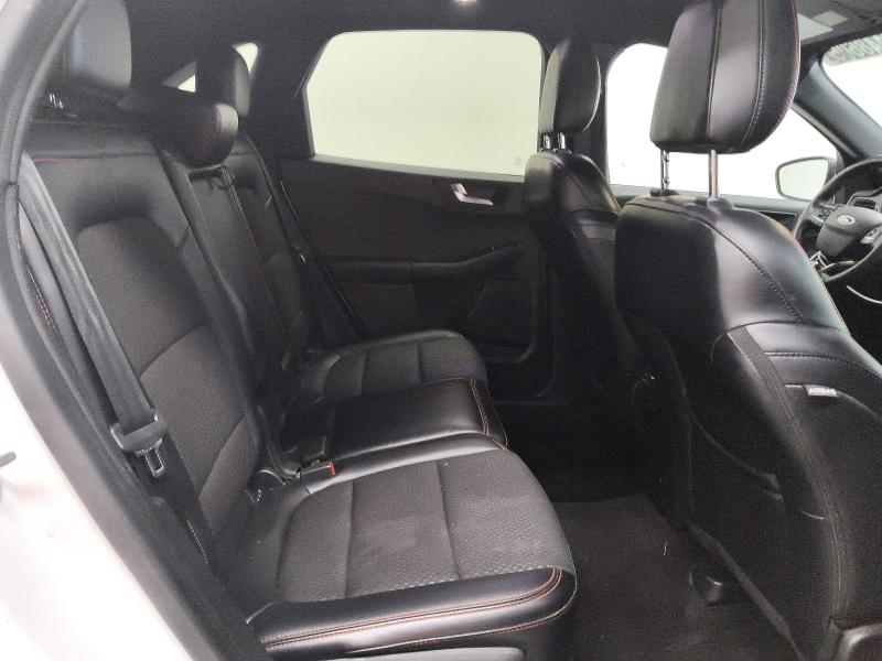 Photo 11 from auction – 2023 FORD ESCAPE with VIN 1FMCU9NAXPUA32377