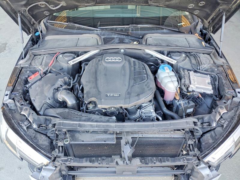 Foto 11 de la subasta – 2017 AUDI A4 con VIN WAULMAF47HN072178