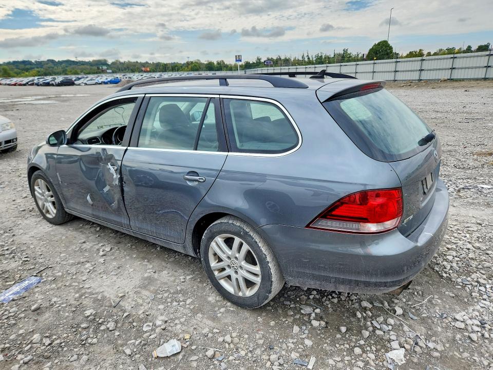 Снимка 2 от търг – 2012 VOLKSWAGEN JETTA с VIN 3VWPL7AJ6CM637236