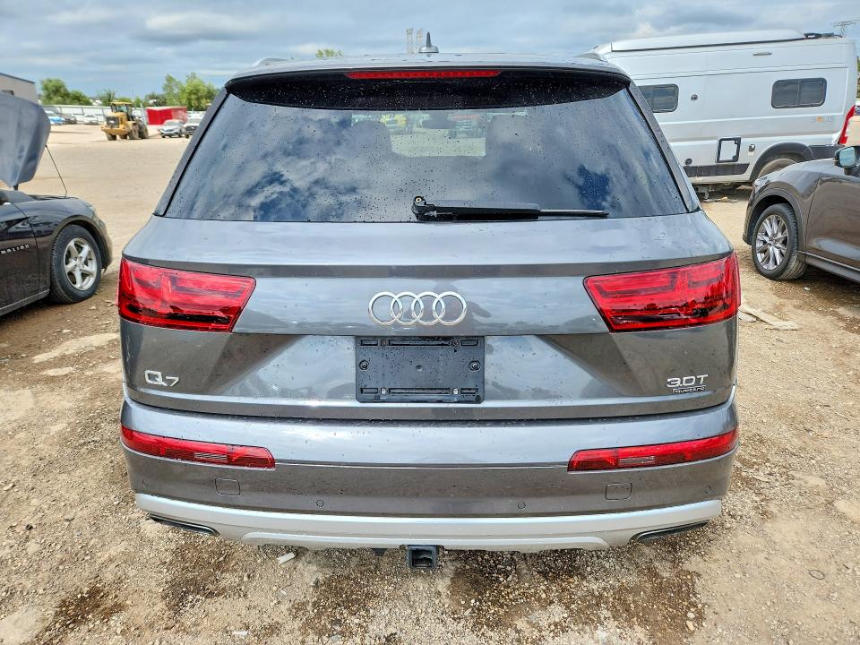 Zdjęcie 6 z aukcji – 2018 AUDI Q7 z VIN WA1LAAF7XJD048730