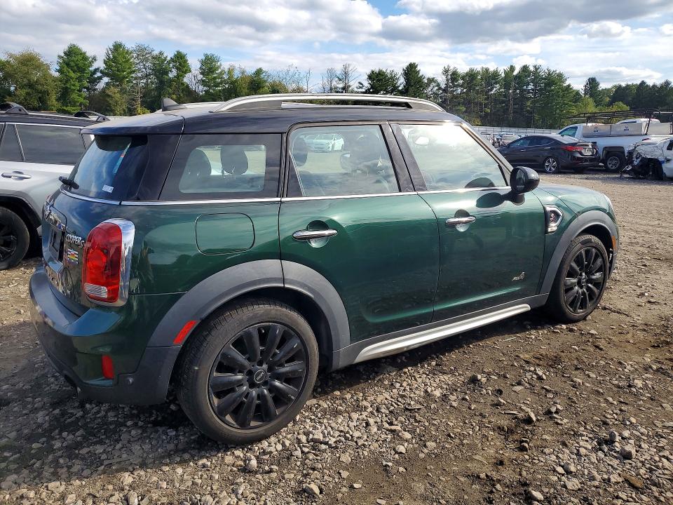 Photo 3 from auction – 2017 MINI COOPER with VIN WMZYT5C37H3B67479
