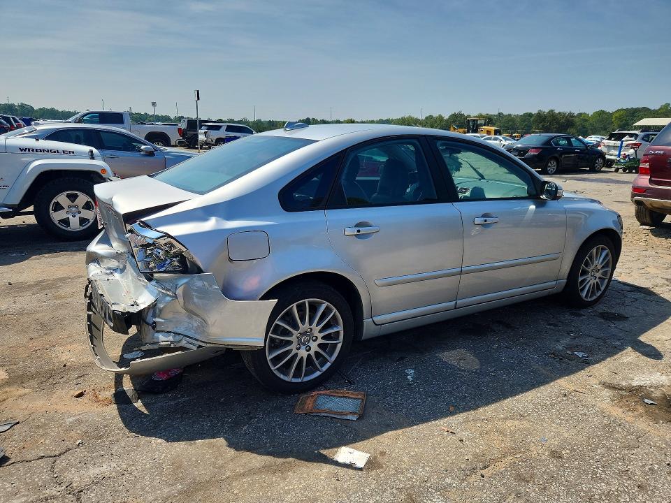 Zdjęcie 3 z aukcji – 2010 VOLVO S40 z VIN YV1382MS2A2494293