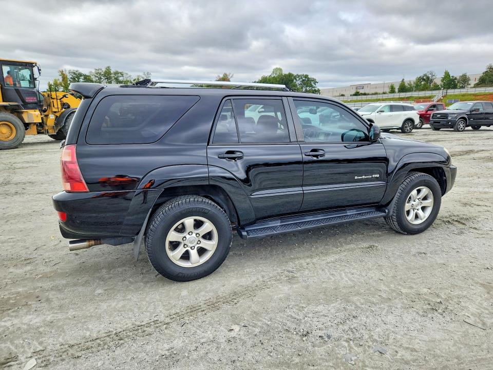 Photo 3 from auction – 2004 TOYOTA 4RUNNER with VIN JTEBU14R540032780