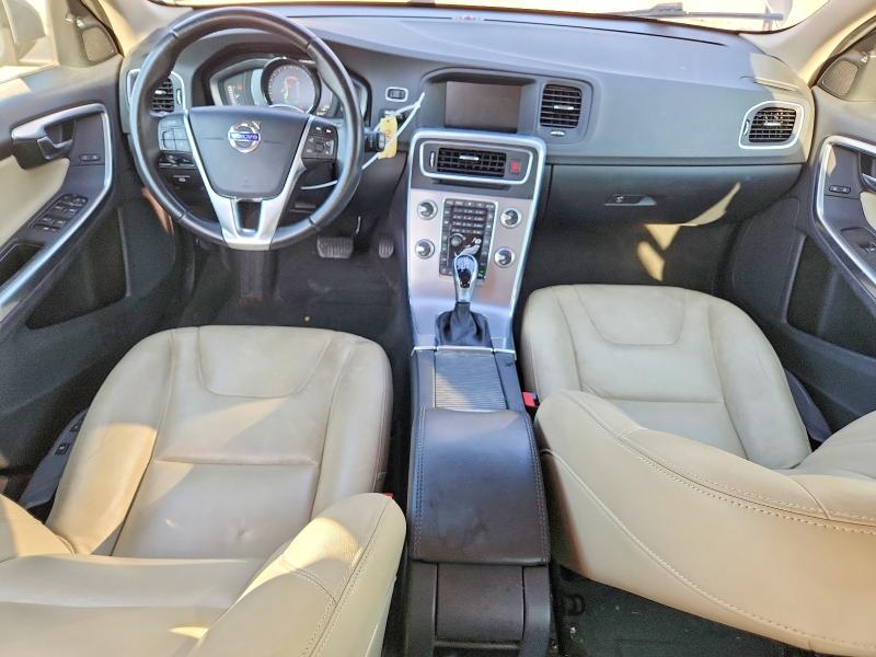 Photo 8 from auction – 2017 VOLVO V60 with VIN YV140MEK8H1358286