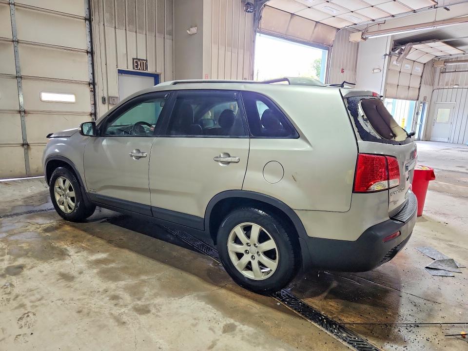 Zdjęcie 2 z aukcji – 2013 KIA SORENTO z VIN 5XYKTCA61DG394788