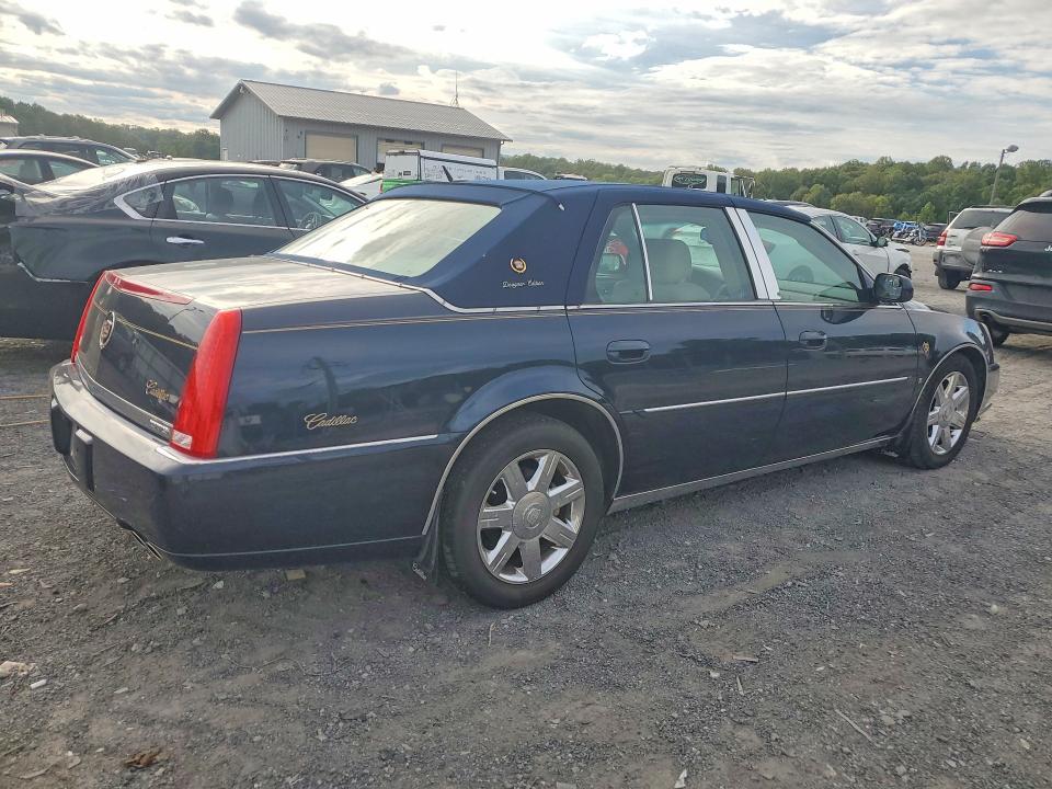 Photo 3 from auction – 2006 CADILLAC DTS with VIN 1G6KD57YX6U243583