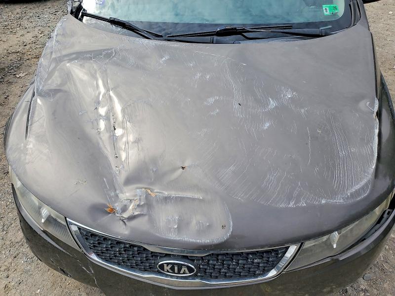 Снимка 11 от търг – 2012 KIA FORTE с VIN KNAFU4A28C5474918