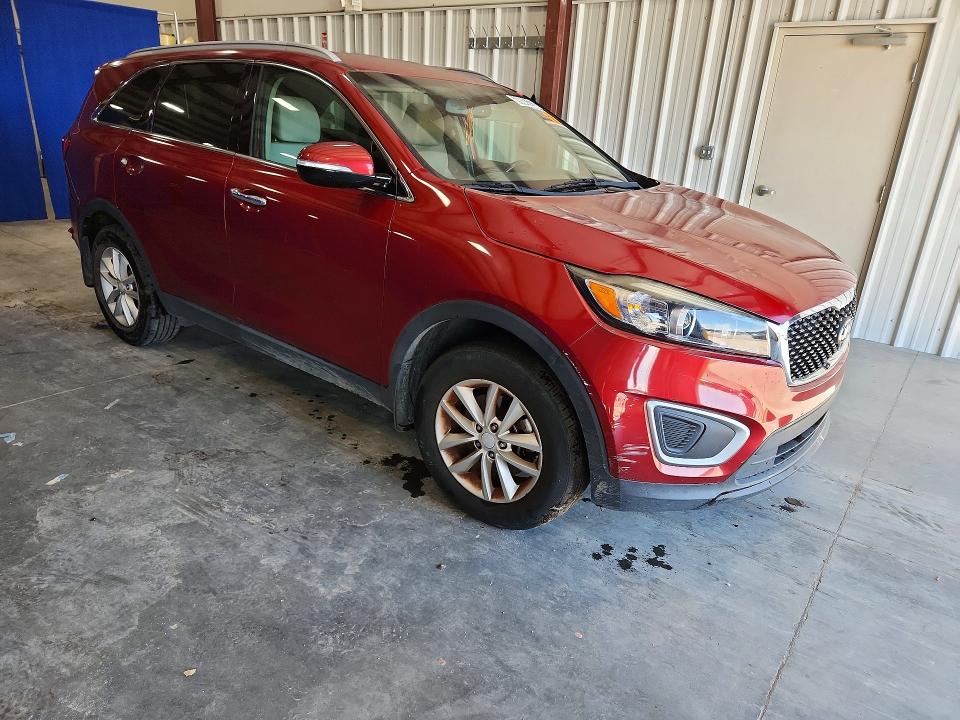 Снимка 4 от търг – 2017 KIA SORENTO с VIN 5XYPG4A34HG226560