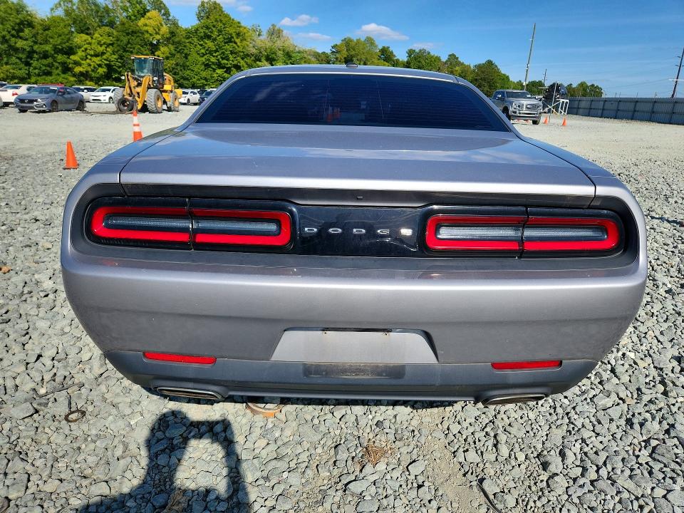 Photo 6 from auction – 2016 DODGE CHALLENGER with VIN 2C3CDZAG6GH119327