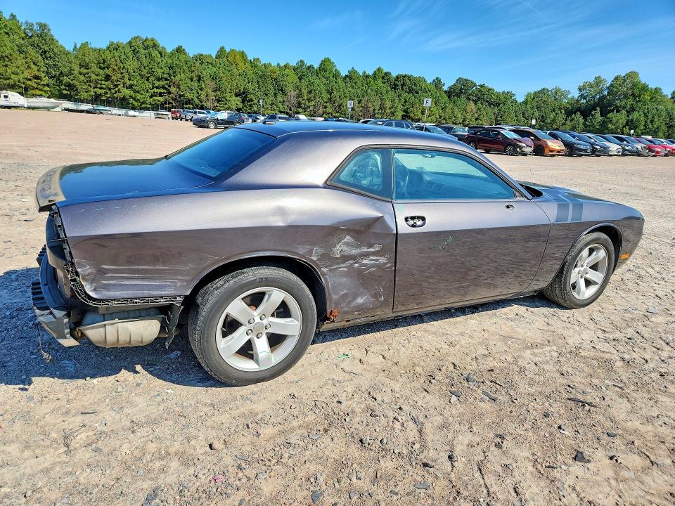 Photo 3 from auction – 2014 DODGE CHALLENGER with VIN 2C3CDYAG8EH203964