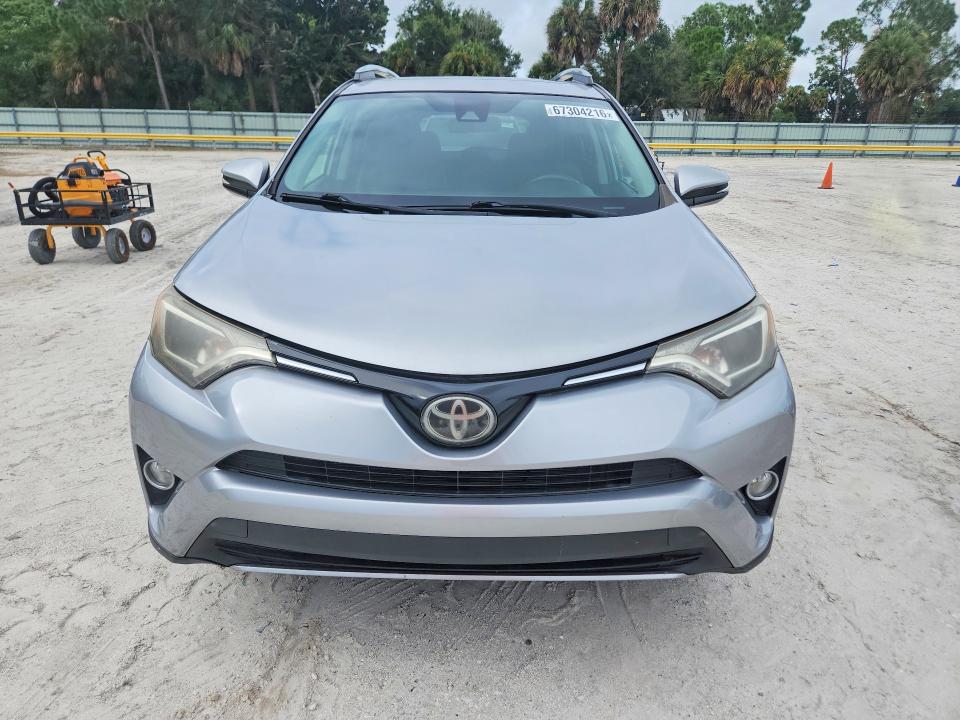Photo 5 from auction – 2017 TOYOTA RAV4 with VIN 2T3WFREVXHW335646