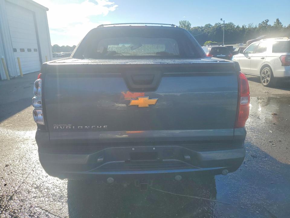 Photo 6 from auction – 2012 CHEVROLET AVALANCHE with VIN 3GNMCFE00CG241018
