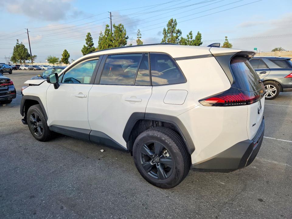 Foto 2 de la subasta – 2026 TOYOTA RAV4 con VIN 2T36DRBV6TW005182