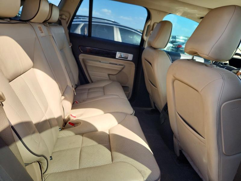 Photo 11 from auction – 2010 LINCOLN MKX with VIN 2LMDJ6JC0ABJ20021