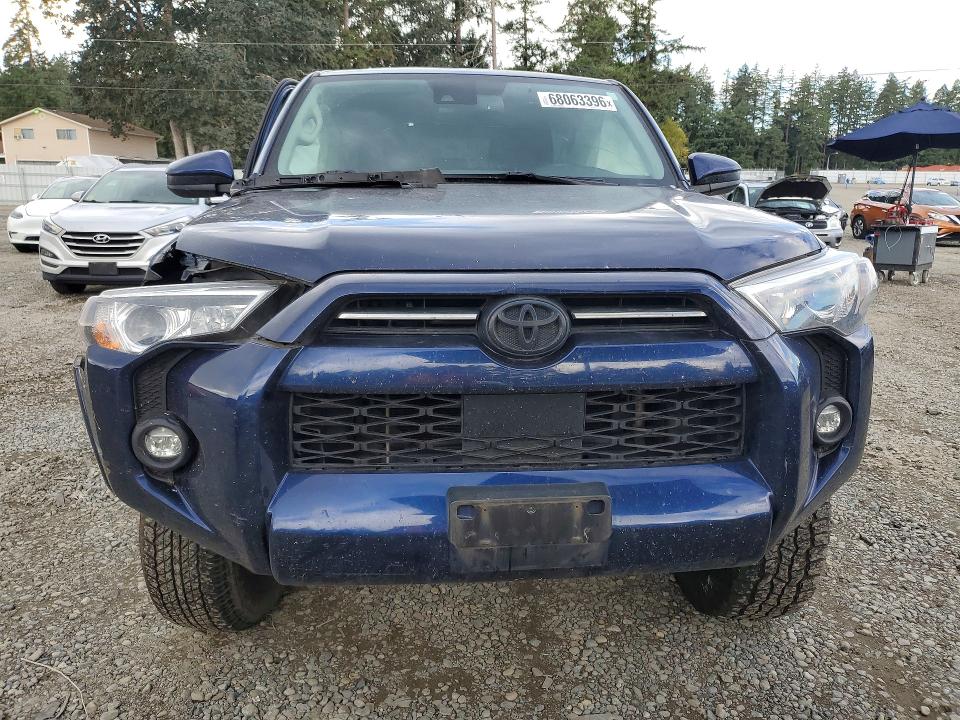 Photo 5 from auction – 2023 TOYOTA 4RUNNER with VIN JTEMU5JR7P6111230