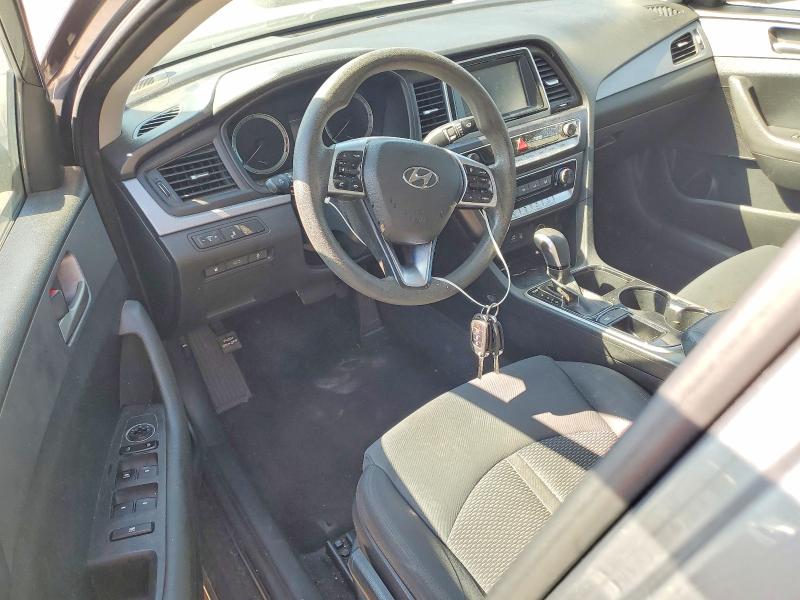 Photo 8 from auction – 2019 HYUNDAI SONATA with VIN 5NPE24AF9KH755700