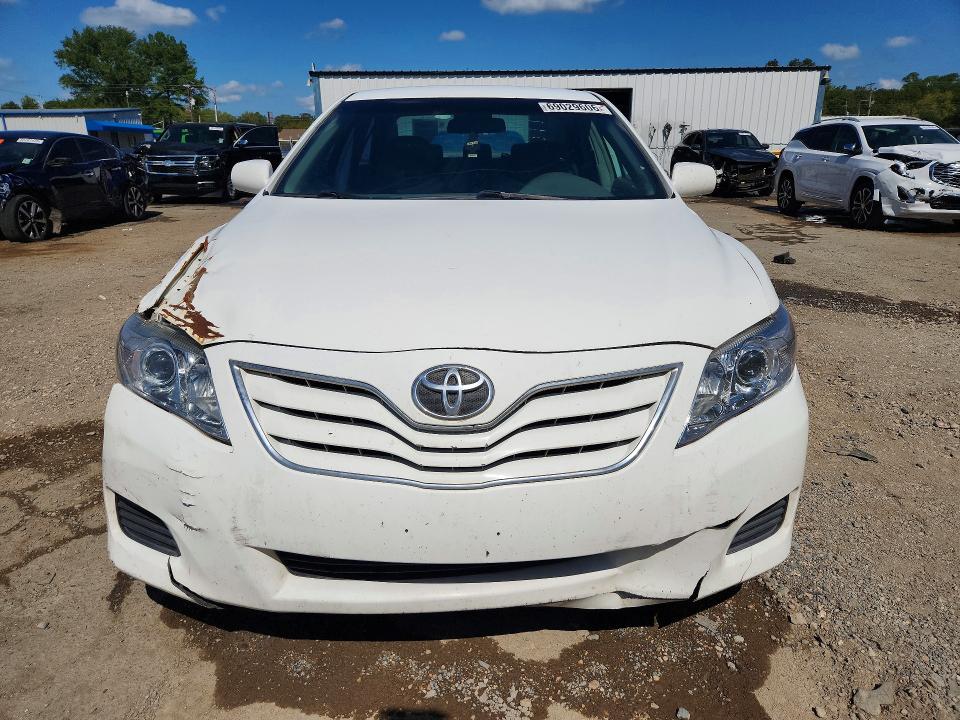 Photo 5 from auction – 2010 TOYOTA CAMRY with VIN 4T1BF3EK6AU569475