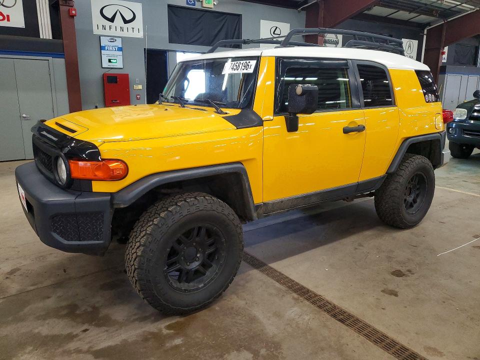 2008 TOYOTA FJ CRUISER
